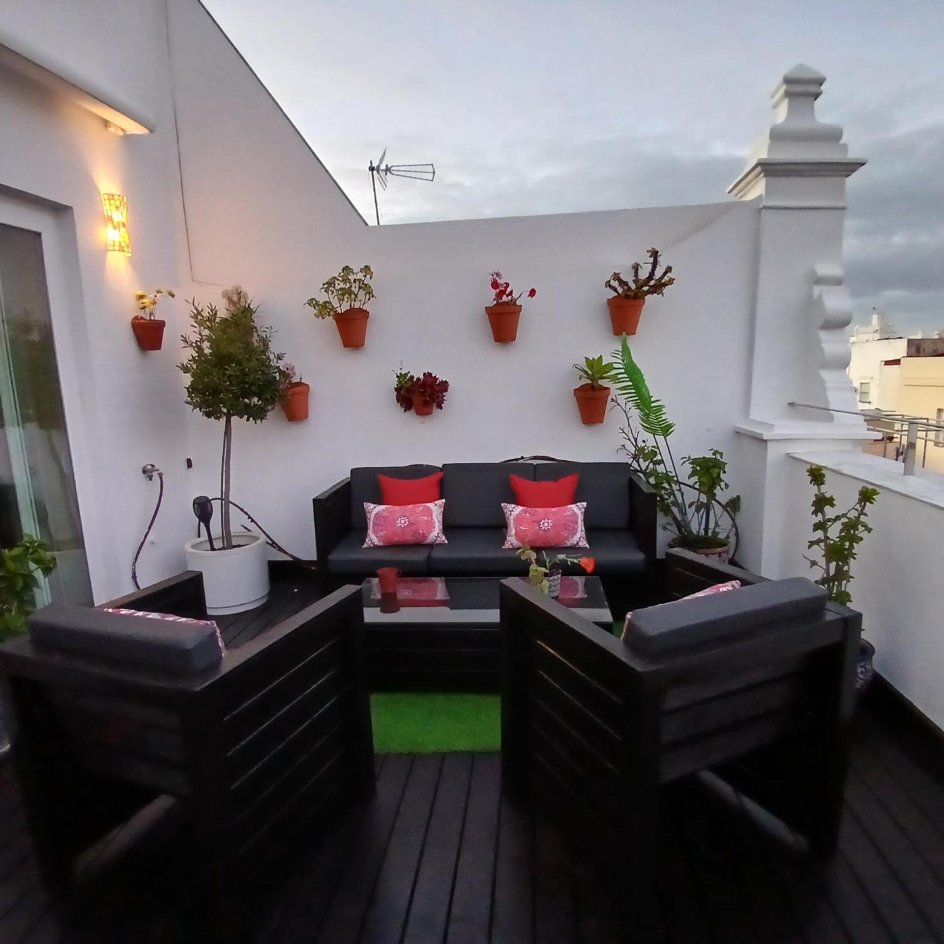 ***** Attic With Impressive Views And Jacuzzi Apartment Cadiz Bagian luar foto