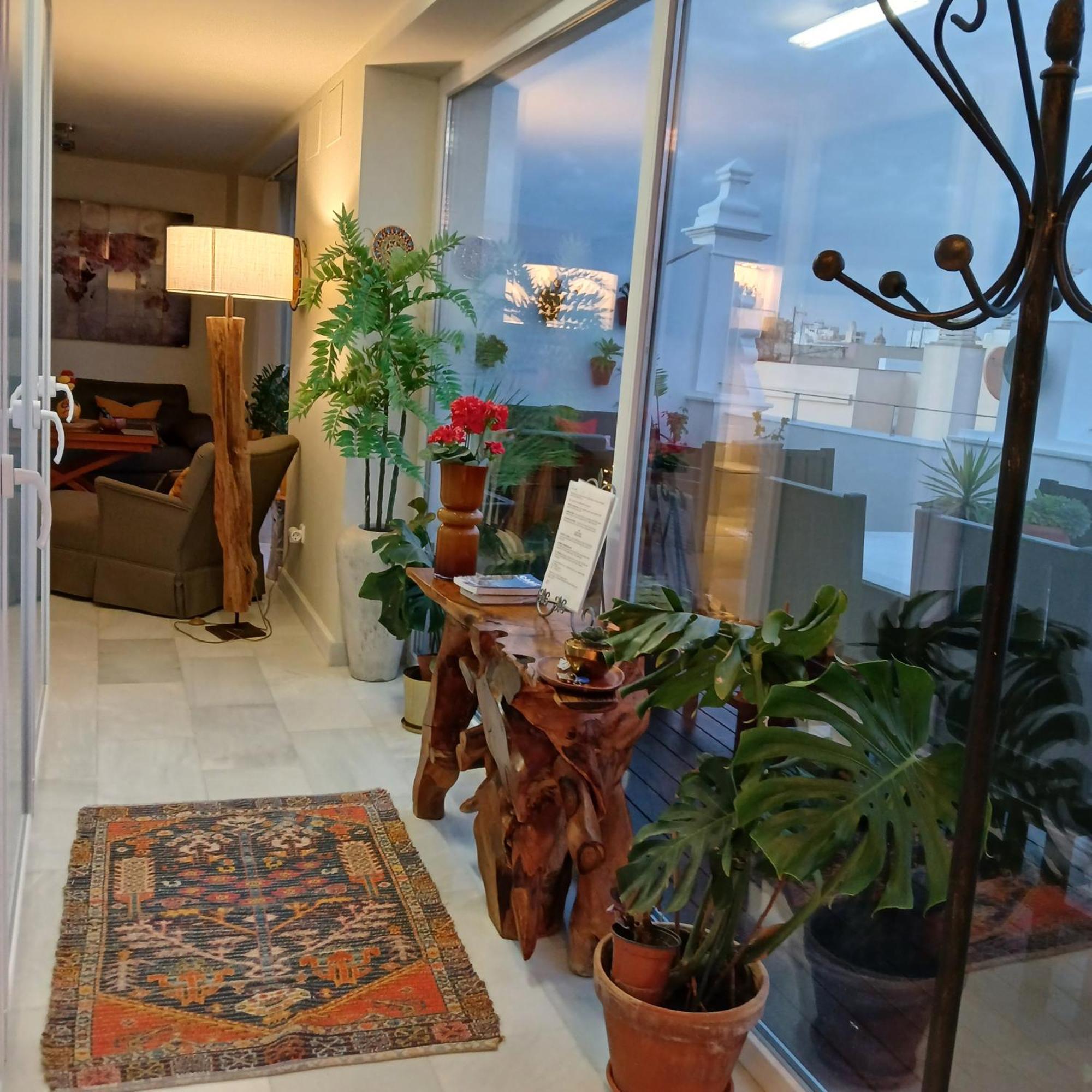 ***** Attic With Impressive Views And Jacuzzi Apartment Cadiz Bagian luar foto